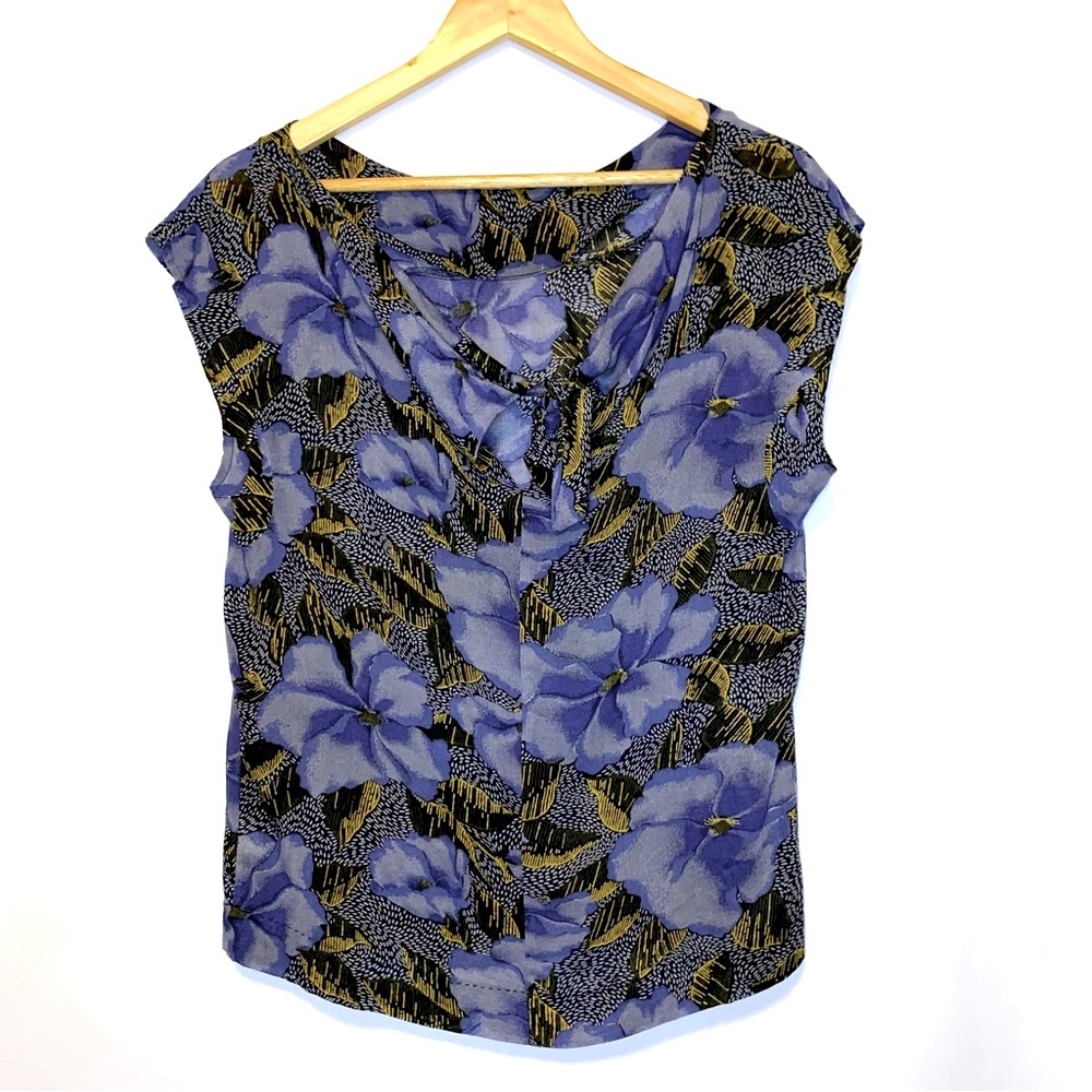 Anthropologie Odille Purple Floral Shortsleeve Top Size 6